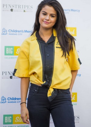 Selena Gomez - Children's Mercy Hospital Big Slick Celebrity Bowl in Overland Park