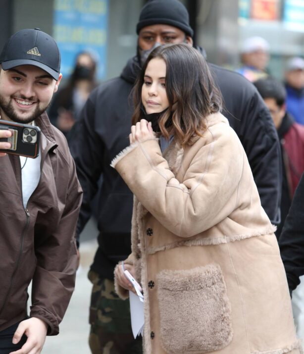 Selena Gomez - Filming 'Only Murders In The Building' in NYC