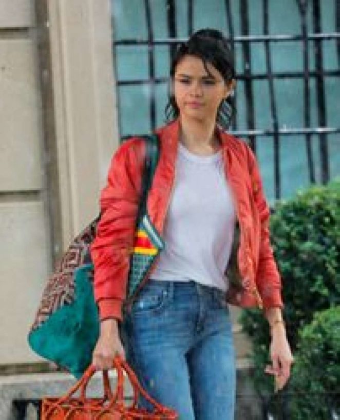 Selena Gomez - Filming Woody Allen movie in NYC