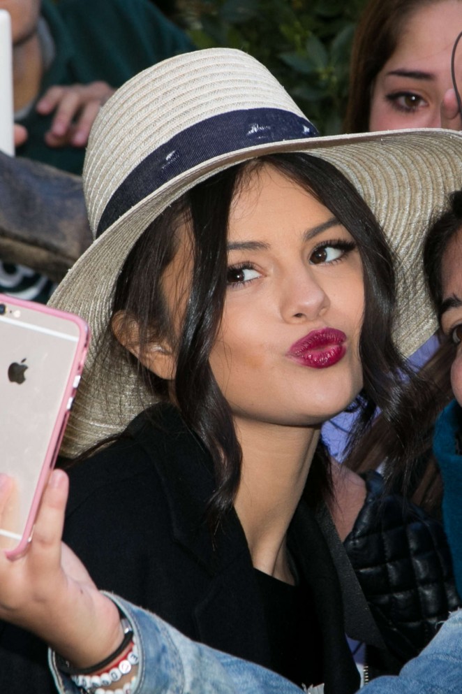 Selena Gomez - Leaving her hotel in Paris