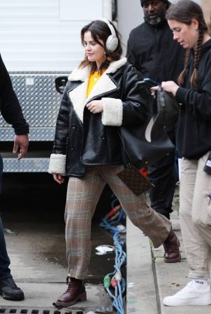 Selena Gomez - On the set of 'Only Murders in the Building' in New York