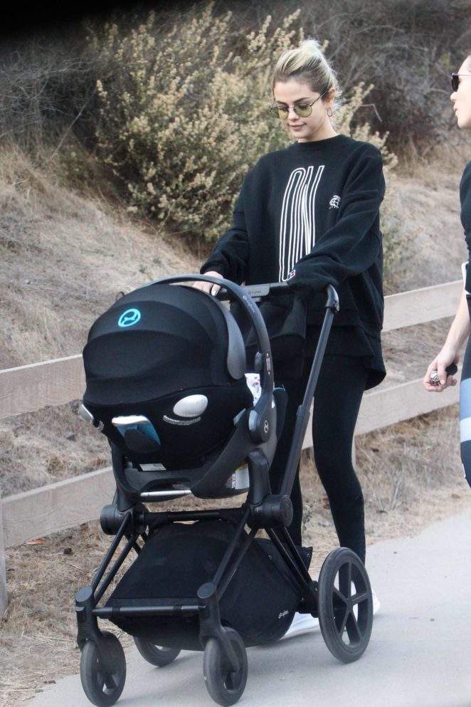 Selena Gomez - Out with a friend and her baby hiking in Los Angeles