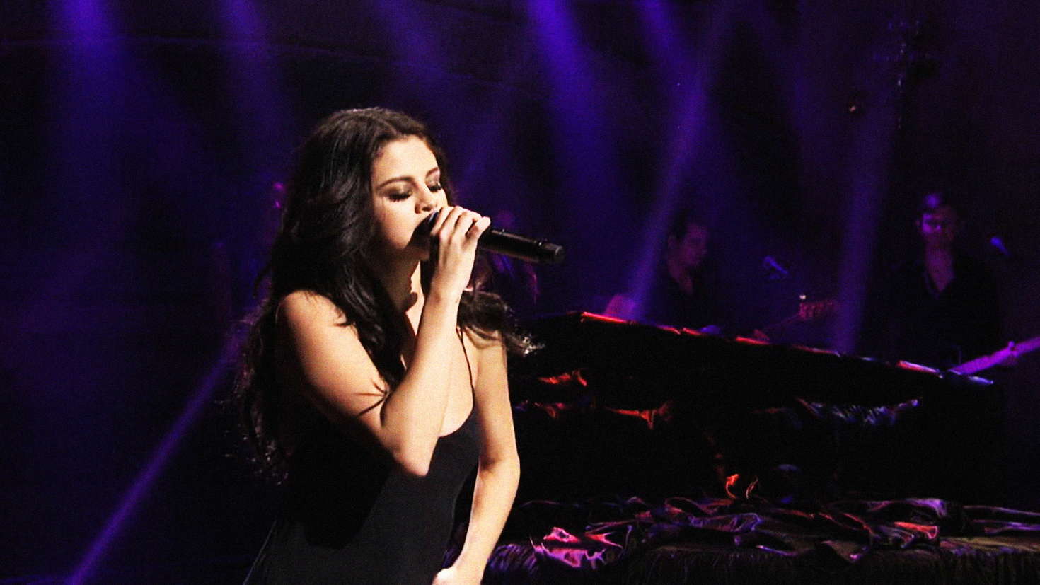 Selena Gomez Stars Dance album Cover. Nadia Giosia Live p[Performance. Песня can live