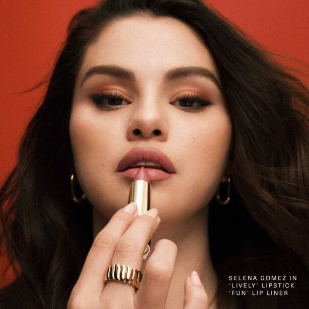 Selena Gomez - Rare Beauty (2022)