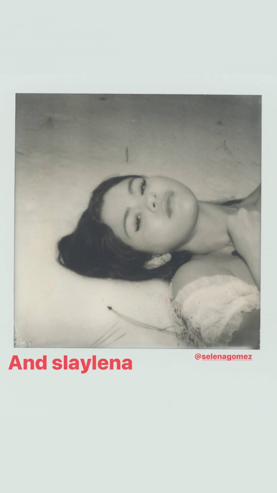Selena Gomez – Social media