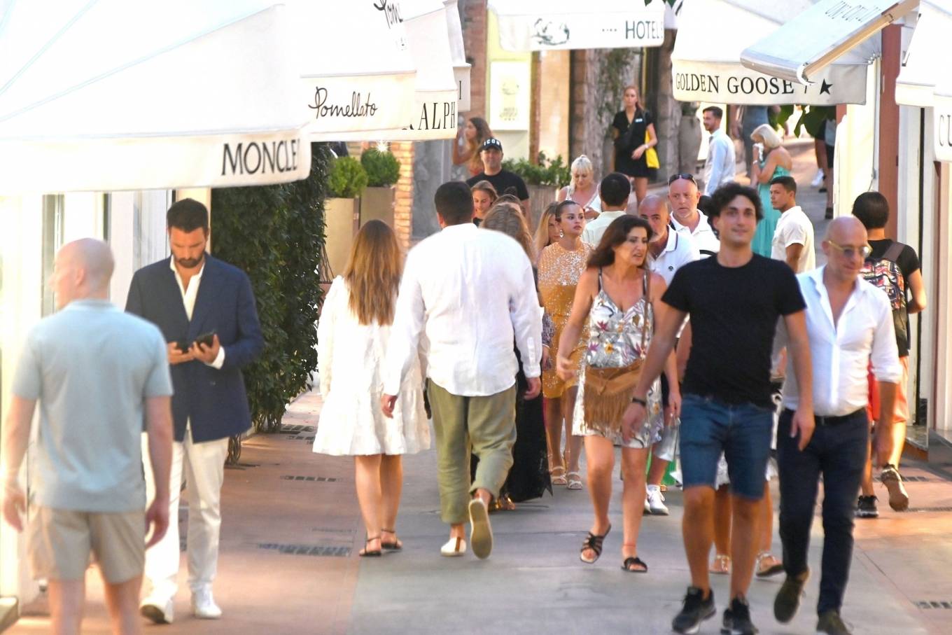 Selena Gomez 2022 : Selena Gomez – With Sofia Carson on a shopping trip in Capri-14