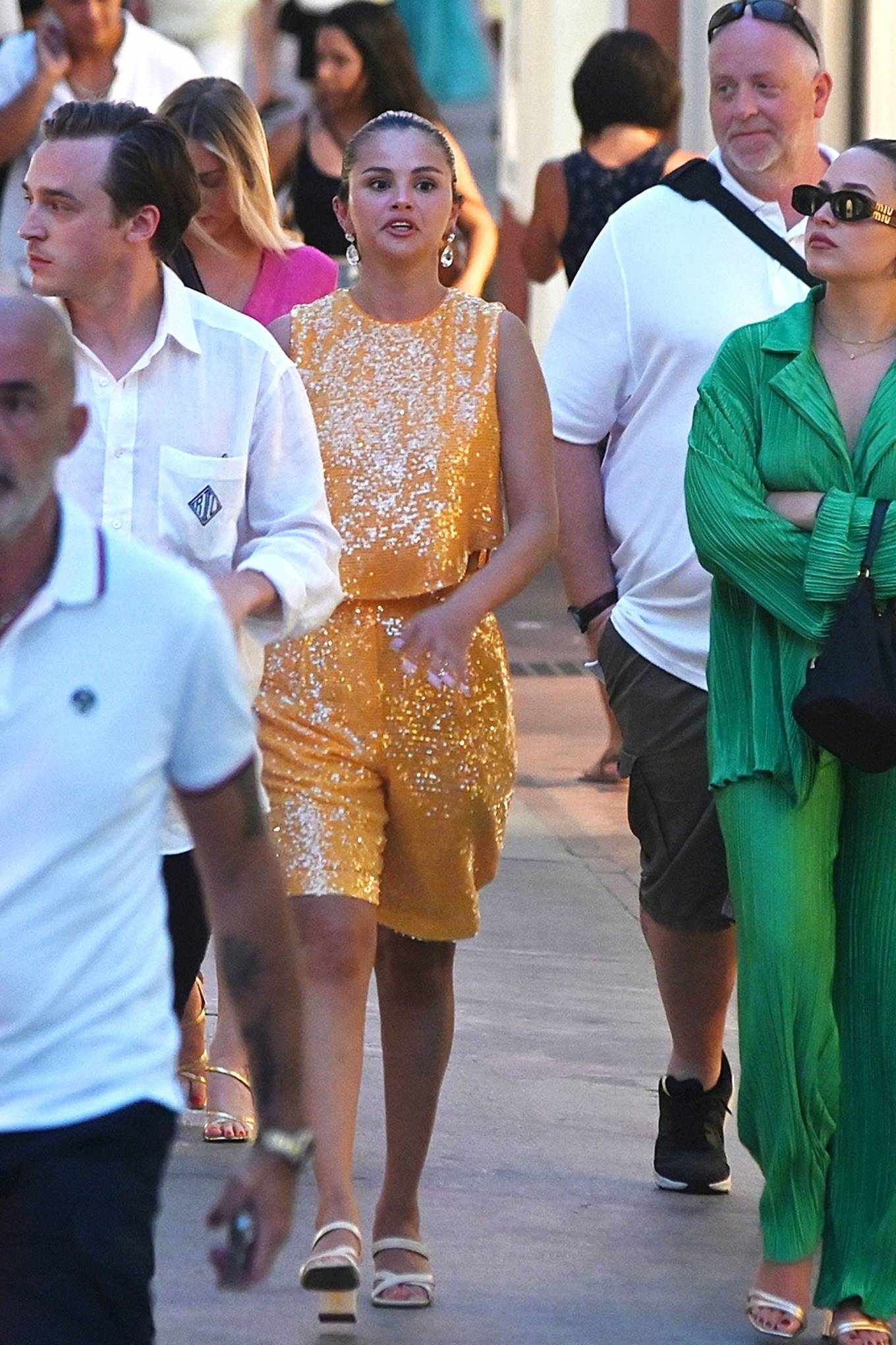 Selena Gomez 2022 : Selena Gomez – With Sofia Carson on a shopping trip in Capri-29