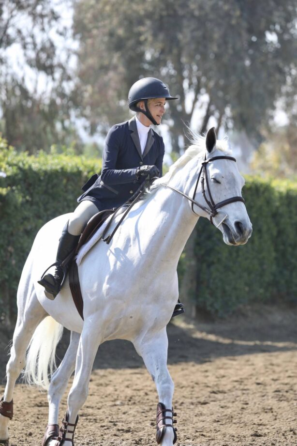 Selma Blair - Placed fifth during an equestrian show in Los Angeles