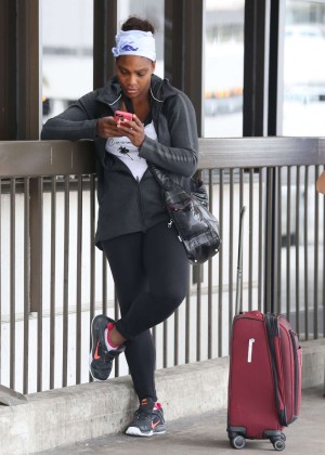 Serena Williams - LAX Airport in Los Angeles