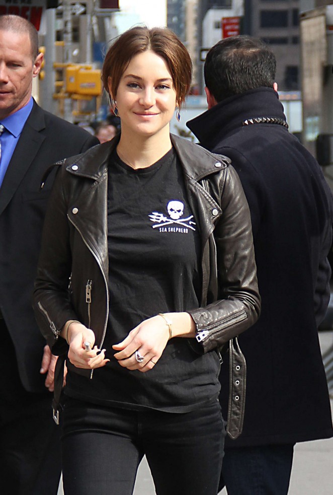Shailene Woodley - Arriving at The 'Late Show with David Letterman' in NYC
