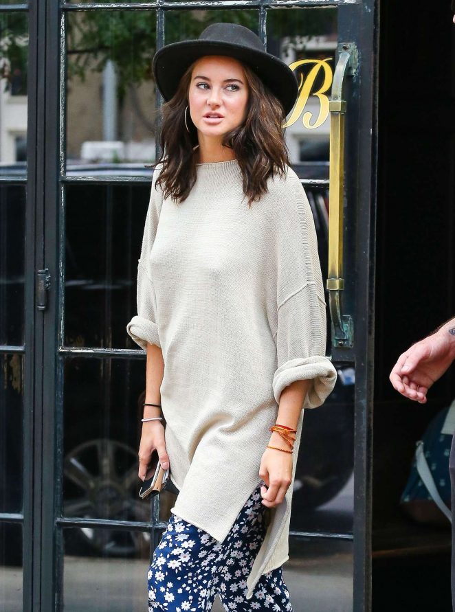 Shailene Woodley out in New York