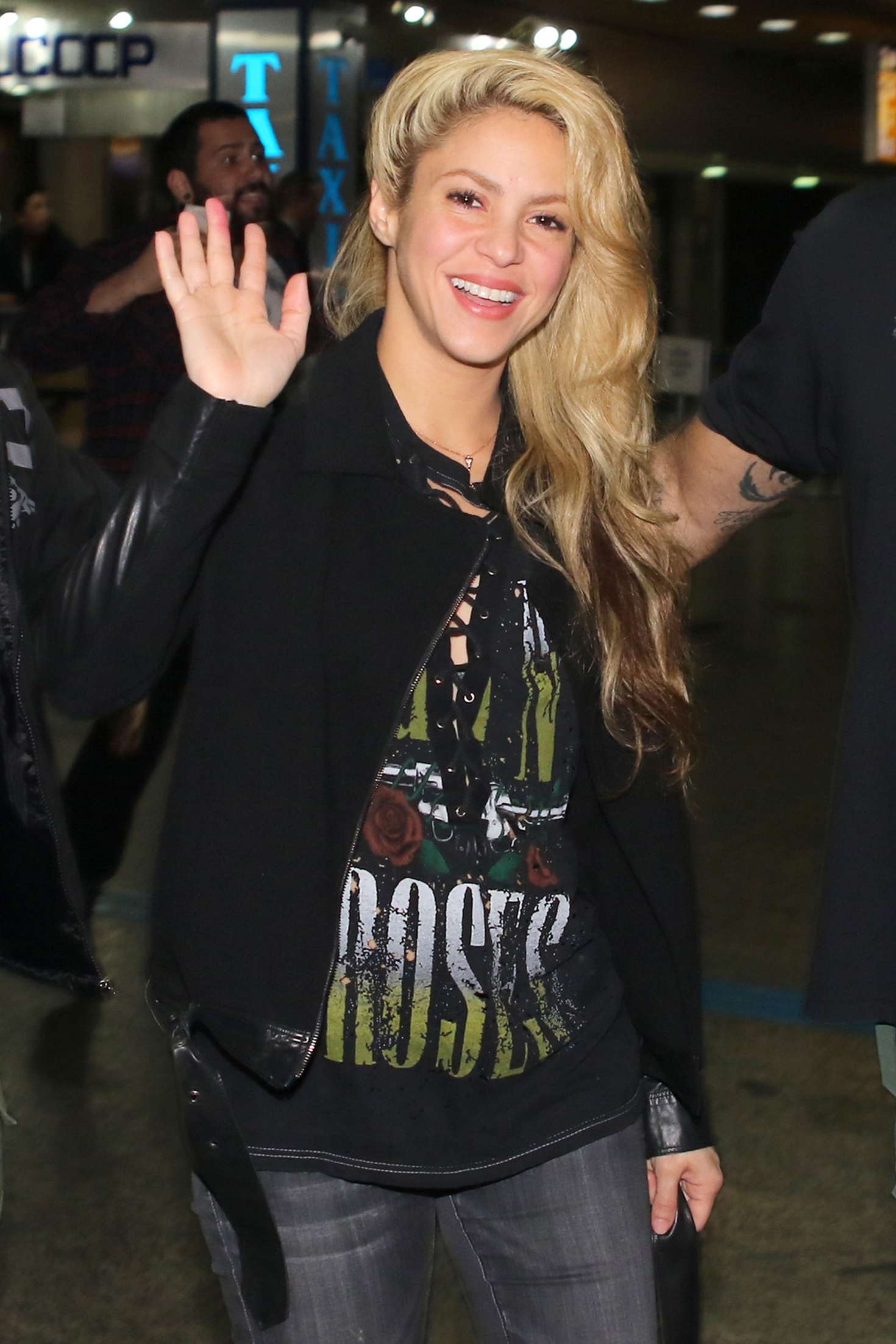 Shakira arrives at Sao Paulo Airport