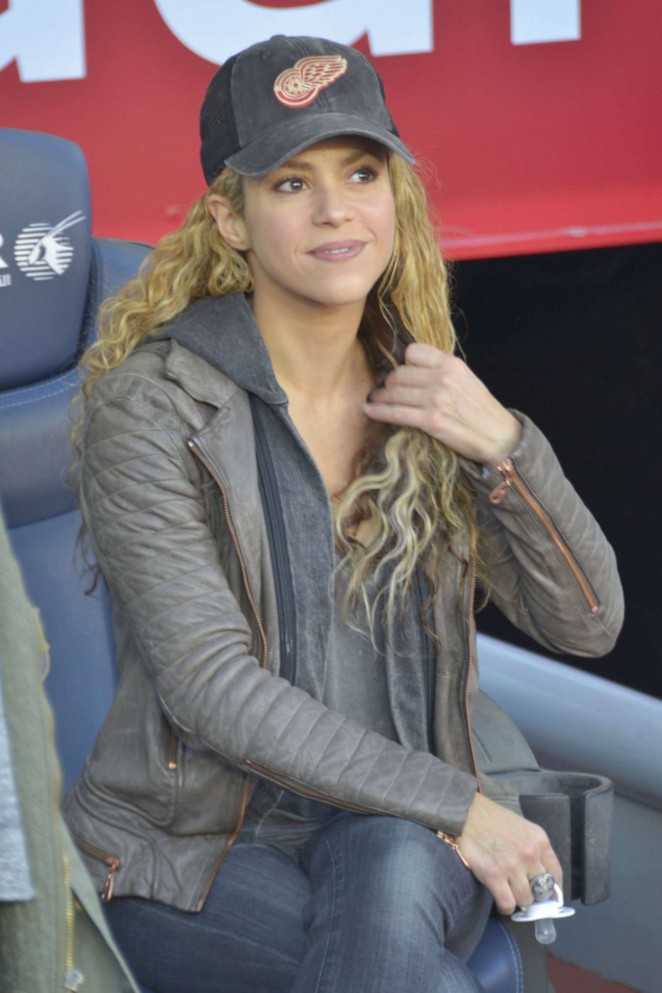 Shakira - FC Barcelona v Real Sociedad de Futbol Match in Barcelons