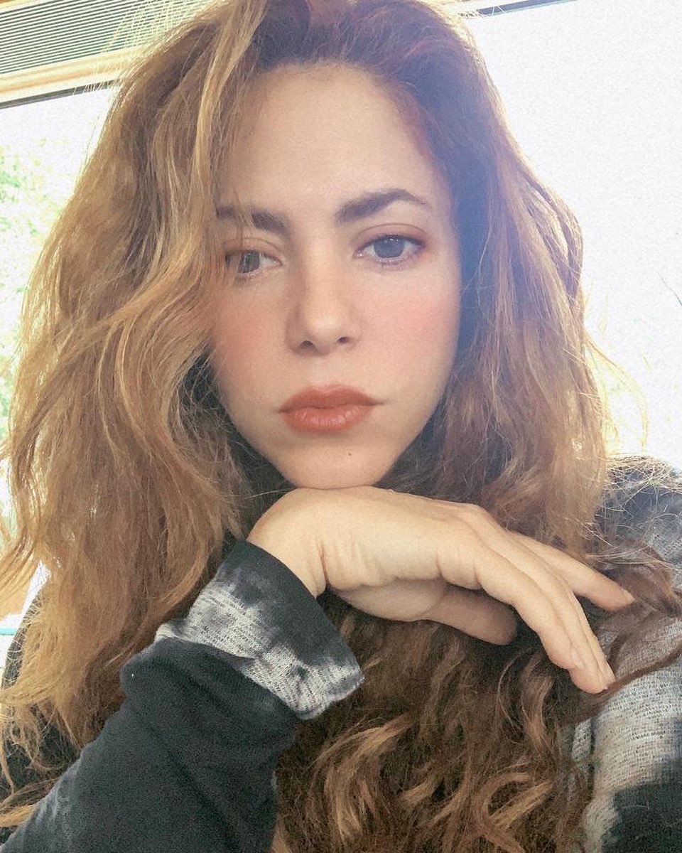 Shakira - Latest social media photos
