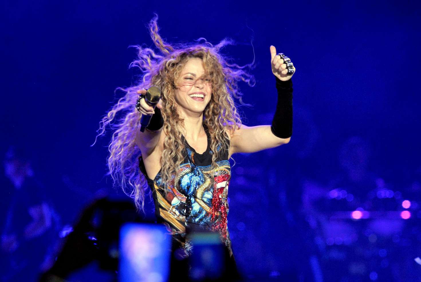 Shakira 2018 : Shakira: Performing at her El Dourado Tour in Milano -14