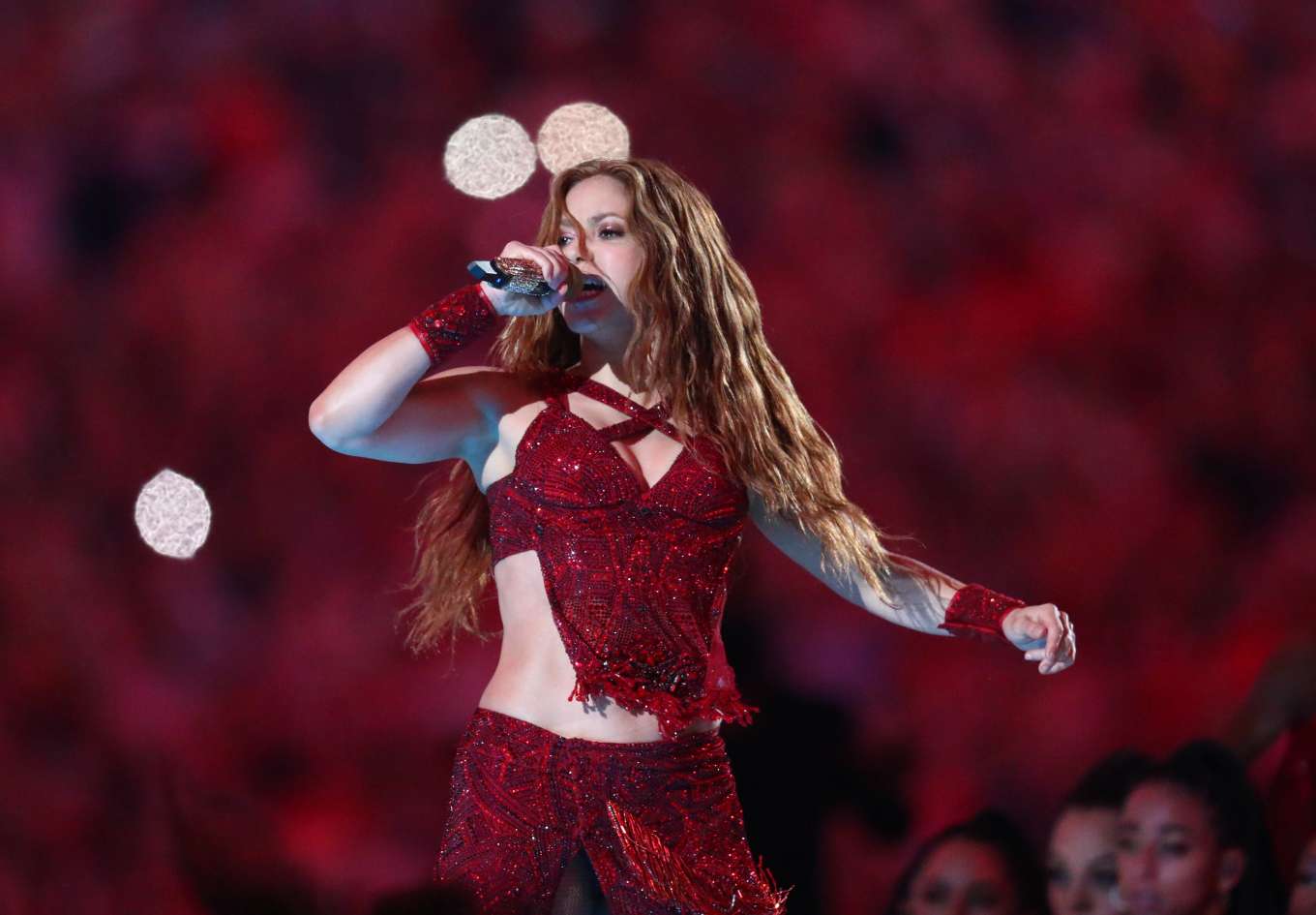 Shakira 2020 : Shakira – Performs during the Super Bowl LIV Halftime Show 2020 in Miami-05