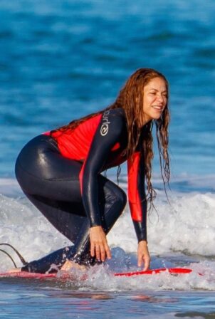 Shakira - Surfing in Asturias - Spain