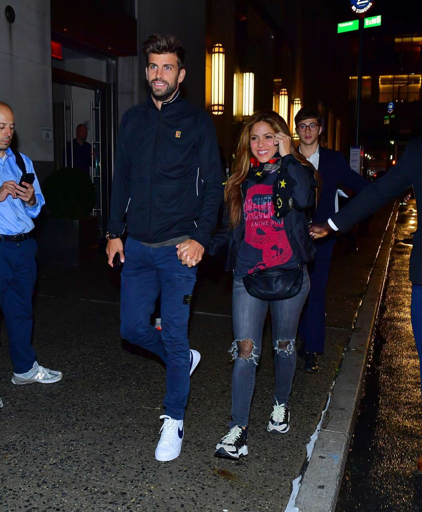 Shakira 2019 : Shakira with her husband for late night dinner in NY-05