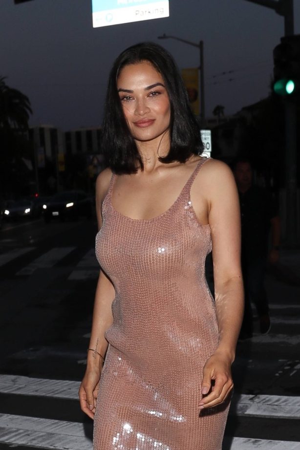 Shanina Shaik - Arrives at the FWRD event in Los Angeles