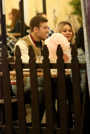Shanna Moakler - Out with her boyfriend in Los Angeles