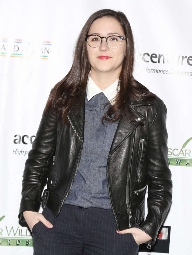 Shannon woodward pictures
