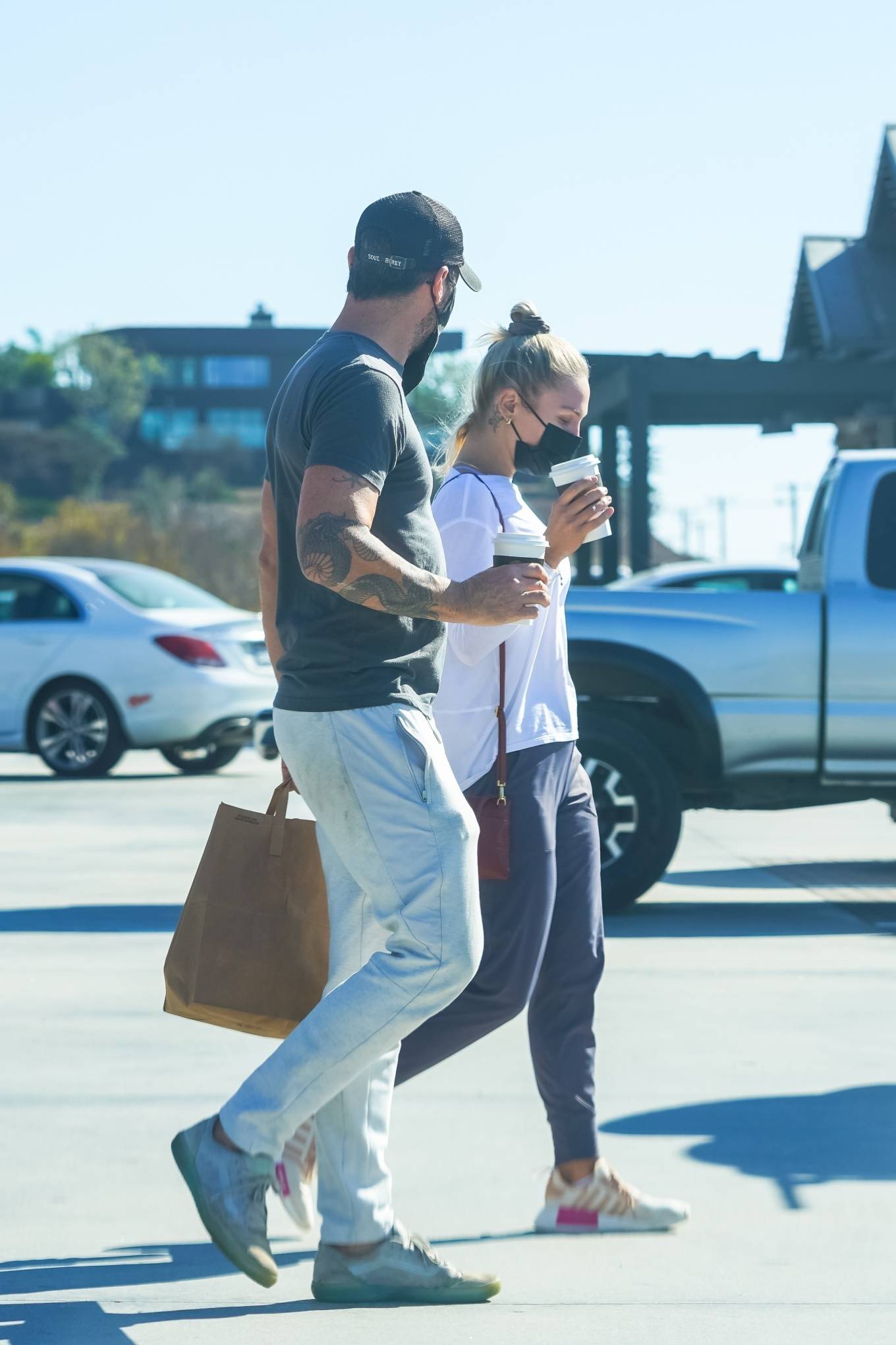 Sharna Burgess 2021 : Sharna Burgess – Hits up the grocery store before Thanksgiving in Malibu-07
