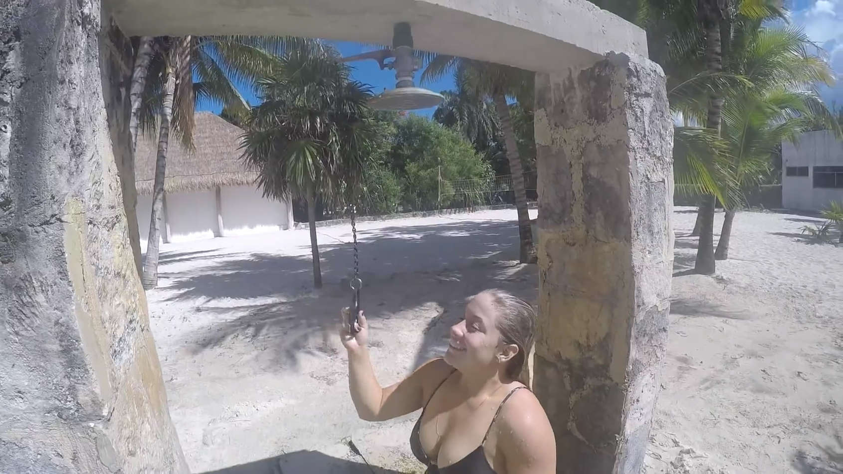 Shawn Johnson - In Bikini Honeymooning in Mexico. 