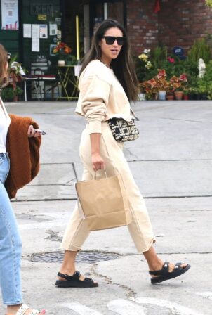 Shay Mitchell - Grabbing lunch in Silver Lake