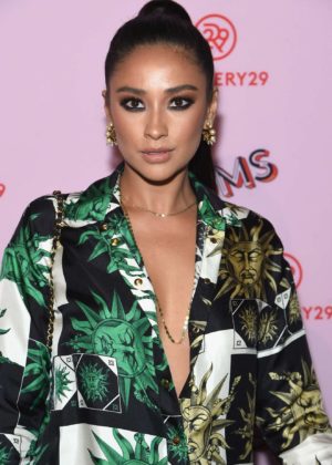 Shay Mitchell - The Refinery29 Third Annual 29Rooms: Turn It Into Art event - Brooklyn