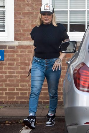 Sheridan Smith - With baseball cap out in central London
