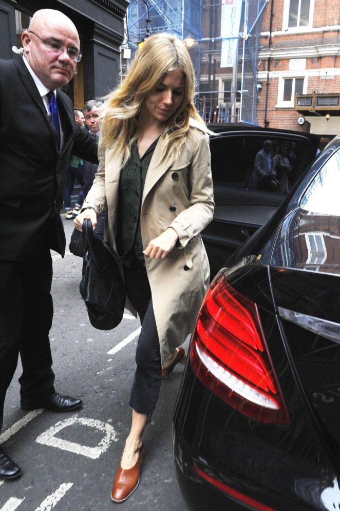 Sienna Miller - Arrives at The Apollo Theatre for A Cat On A Hot Tin Roof in London