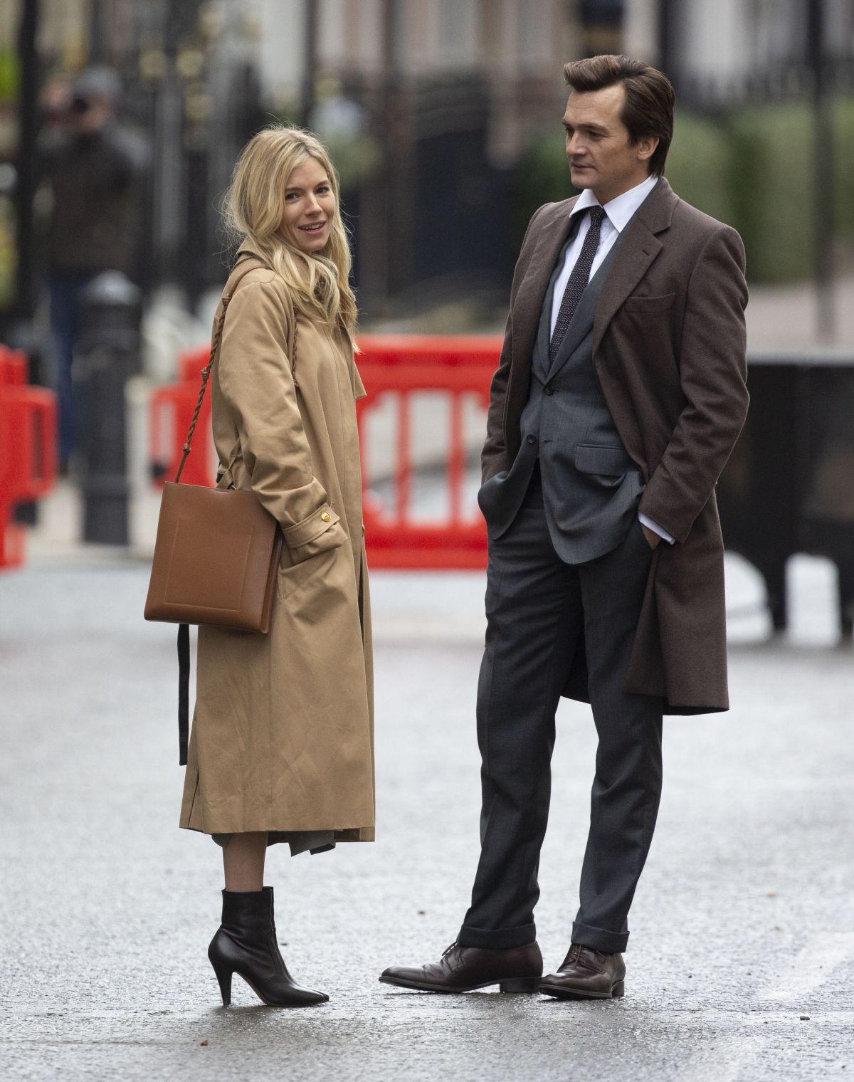 Sienna Miller - Filming Anatomy of a Scandal in London-09 | GotCeleb