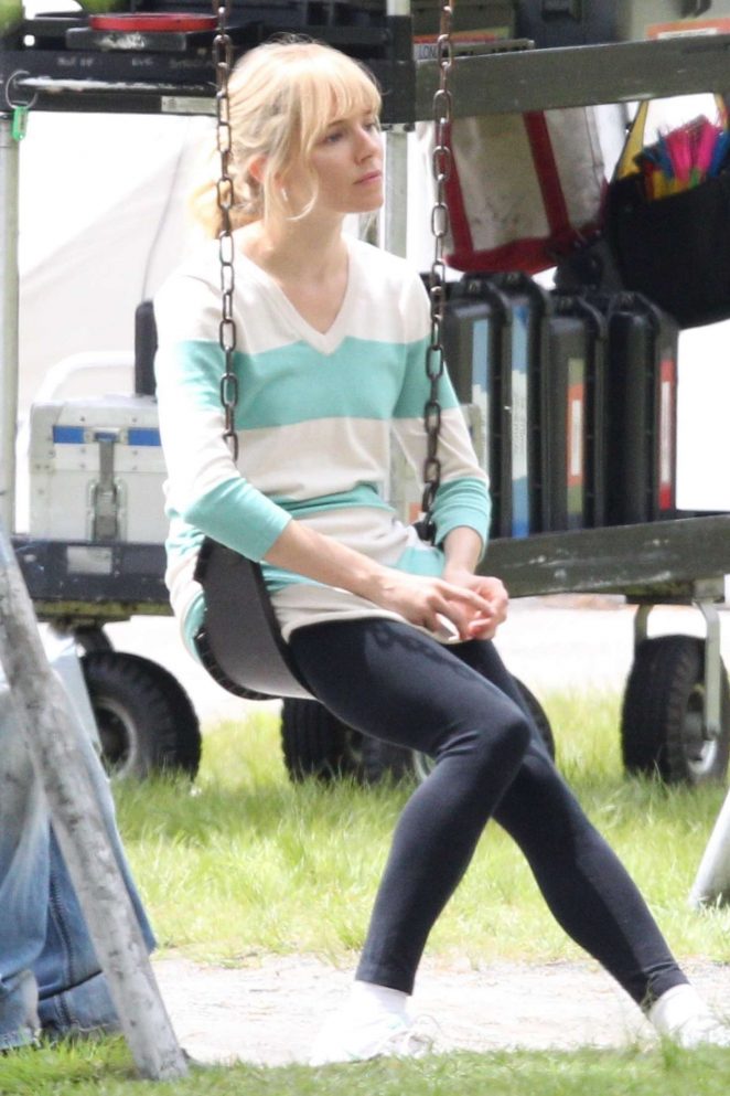 Sienna Miller - Filming at the playground for 'The Burning Woman' in Brockton