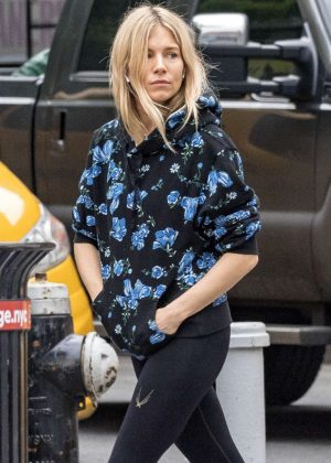 Sienna Miller - Going to her Yoga class in New York
