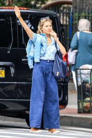 Sienna Miller head out for a coffee run in New York City