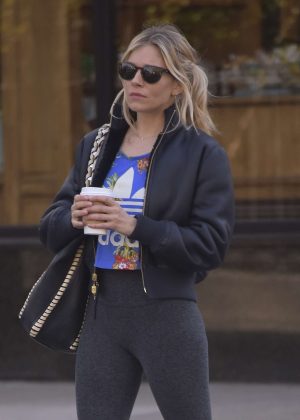 Sienna Miller in Tights - Hails a Cab in New York