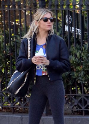 Sienna Miller in Tights – Hails a Cab in New York | GotCeleb