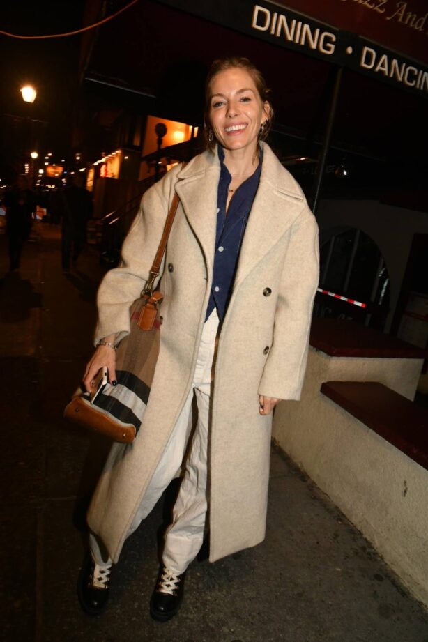 Sienna Miller - Spotted after a late dinner on the westside in New York