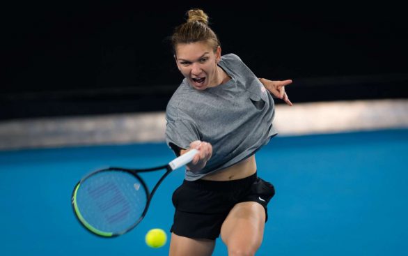 Simona Halep - Practises during the 2020 Australian Open in Melbourne