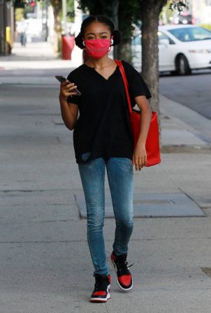 Skai Jackson - Arriving for dance practice at the DWTS studio in Los Angeles
