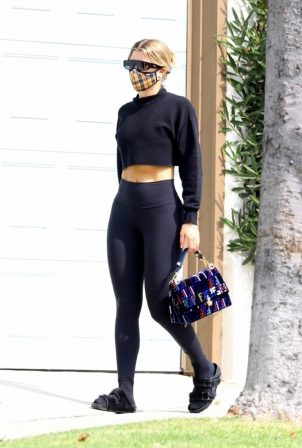 Sofia Richie - Spotted at Earth Bar in West Hollywood