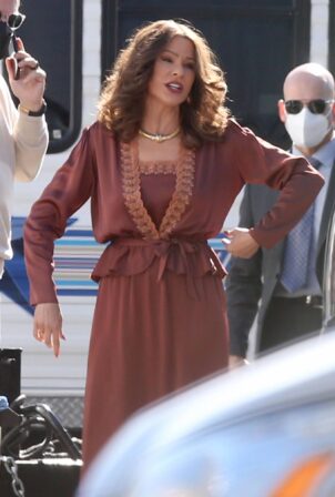 Sofia Vergara - Wearing facial prosthetics as she arrived to play the role in Netflix new series