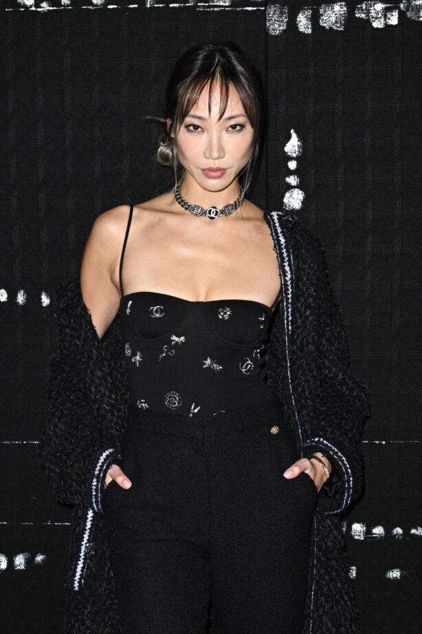 Soo Joo Park - Chanel Womenswear Fall-Winter 2022-2023 show in Paris