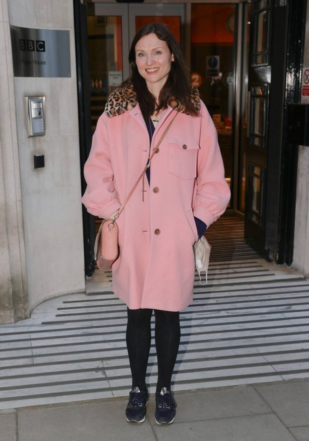 Sophie Ellis Bextor - Out in a pink coat for BBC Radio 2 appearance in London