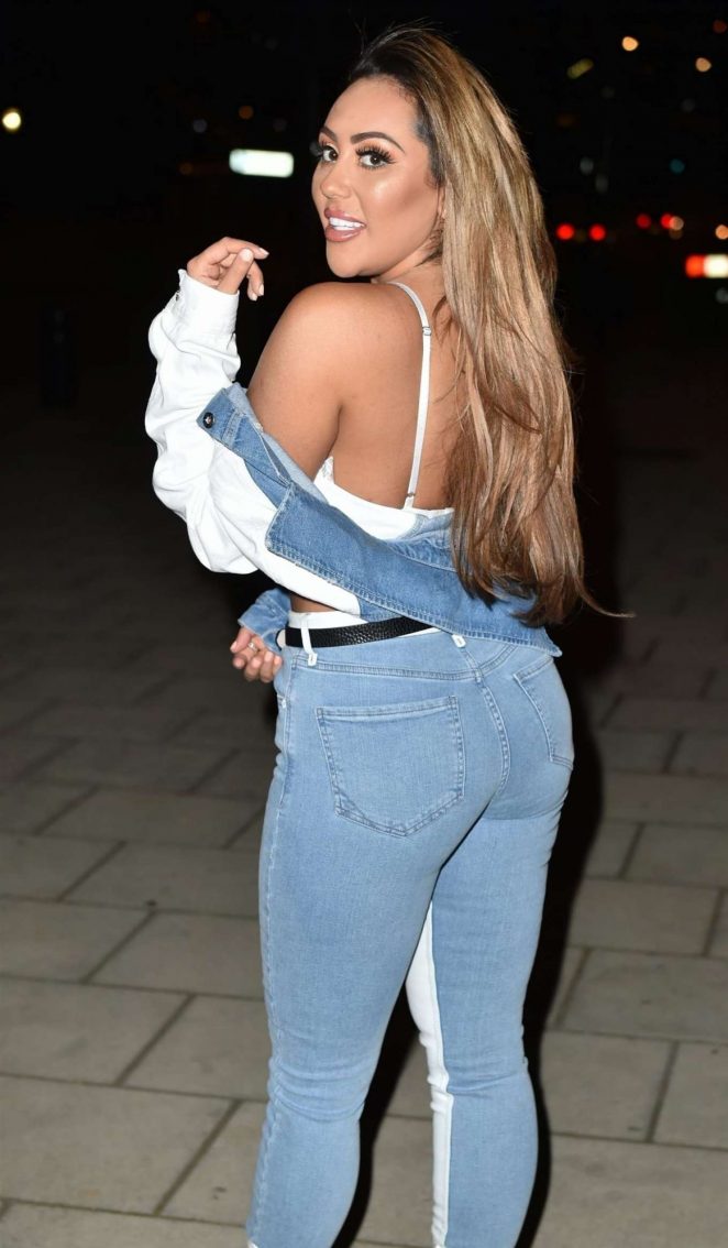 Sophie Kasaei in Jeans at Tomahawk Steakhouse in Newcastle