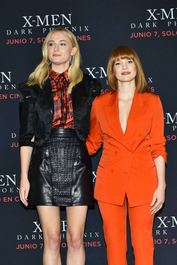 Sophie Turner and Jessica Chastain - 'X-Men: Dark Phoenix' Press Conference in Mexico