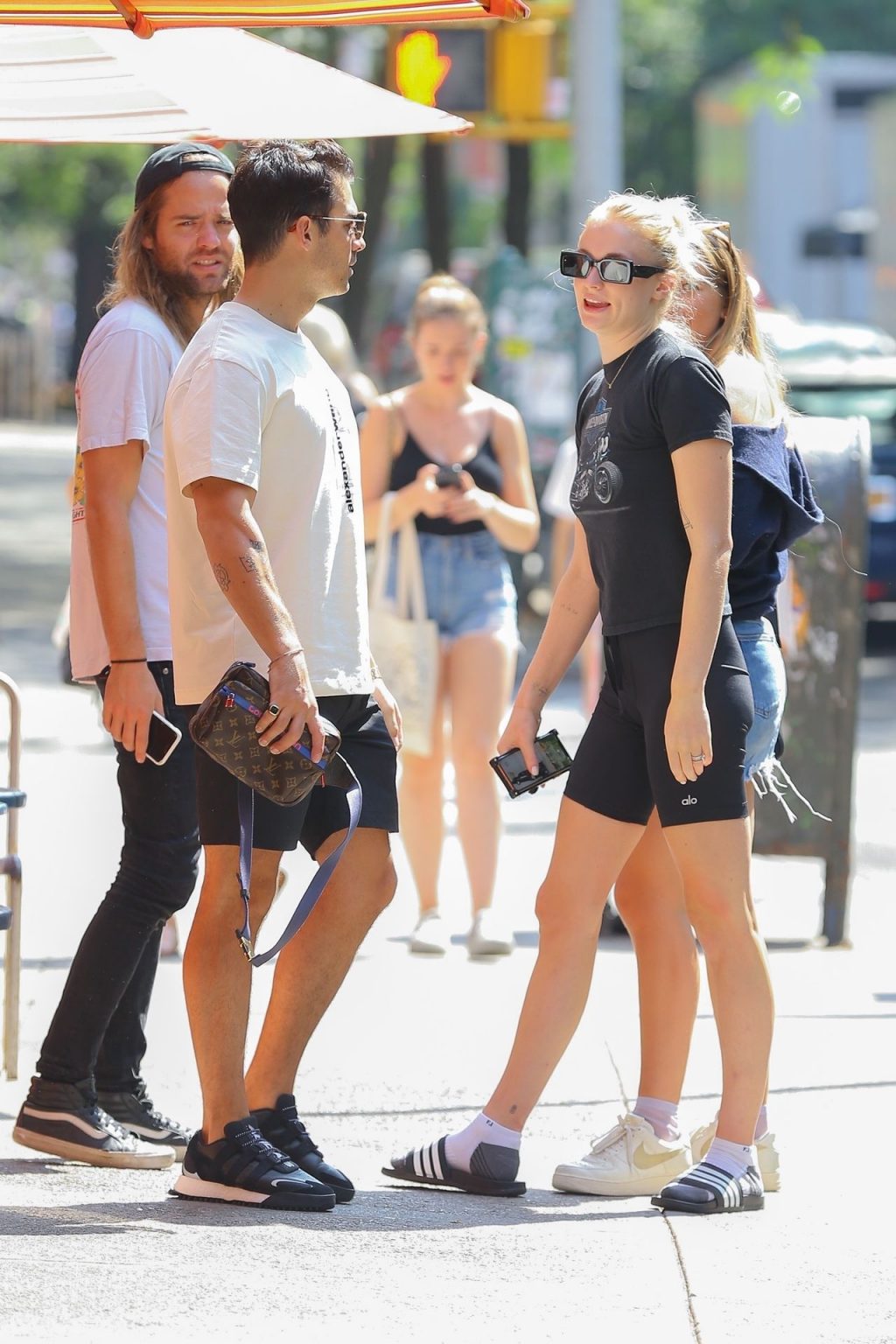 Sophie Turner And Joe Jonas â€“ Seen After Their Lunch With Friends In New York
