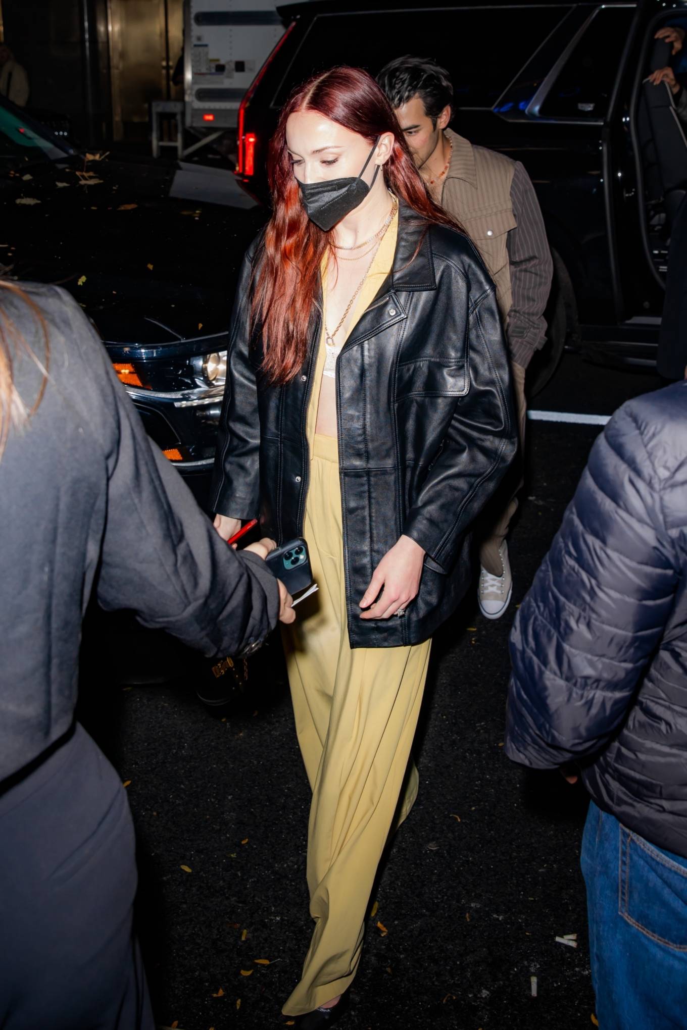 Sophie Turner 2021 : Sophie Turner – Arrives at Taylor Swift’s SNL performance in New York-07