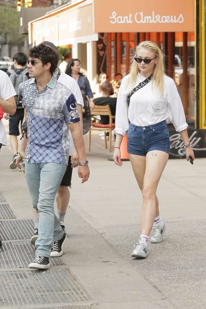 Sophie Turner in Jeans Shorts with Joe Jonas out for lunch in Soho