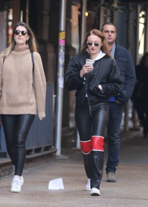 Sophie Turner - Out shopping in Soho
